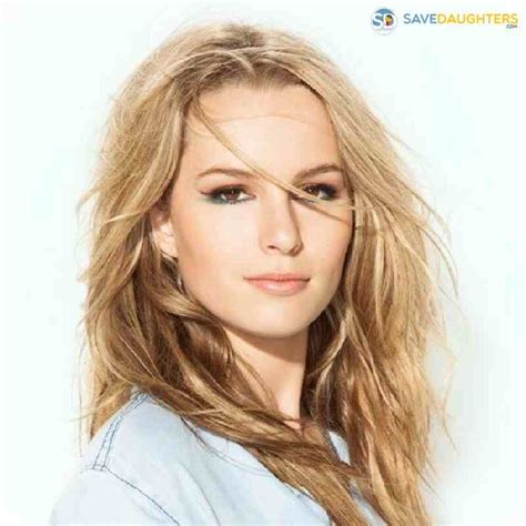 Who is Bridgit Mendler Husband? Parents, Height, Net Worth (2024)