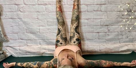 TU8 Naked Yoga Slow Flow Online By Yin Solutions Plura