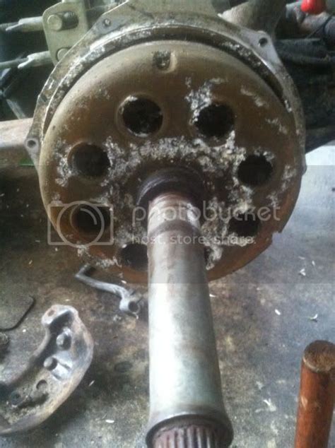 Fourtrax 300 rear axle removal help!! - Honda ATV Forum