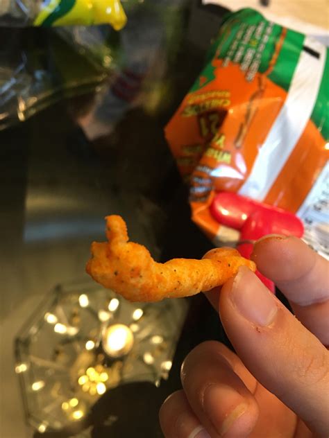 This Cheeto Kinda Looks Like It’s Flipping Me Off R Mildlyinteresting