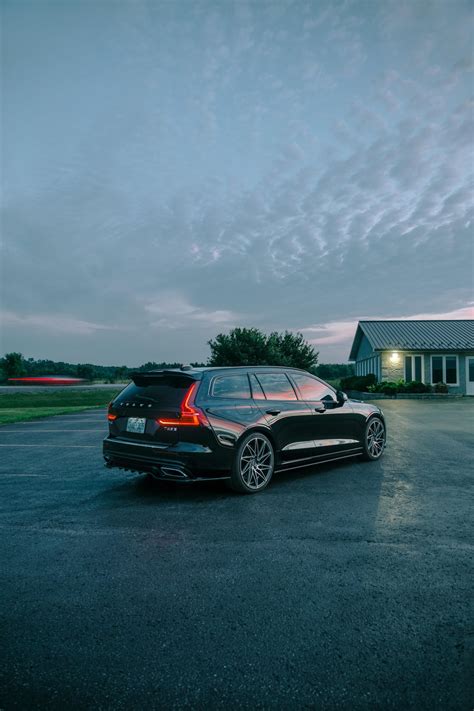 My 2020 Volvo V60 T6 R Design : r/Volvo