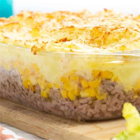 Pâté Chinois (French Canadian Shepherd's Pie) - Little Nomads Recipes