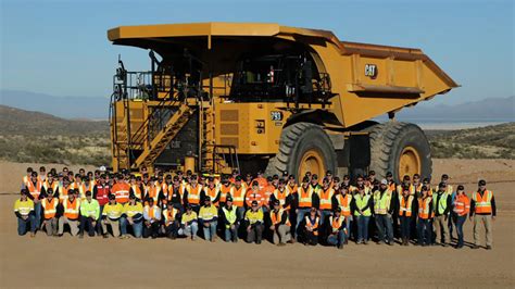 M Me Les Camions Miniers De Caterpillar Se Mettent L Lectrique