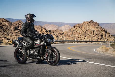 Triumph Reveals New Speed Triple S And Rs Models Autoevolution