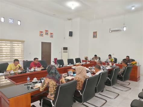 Dprd Natuna Gelar Rapat Banggar Bersama Opd Acikepri