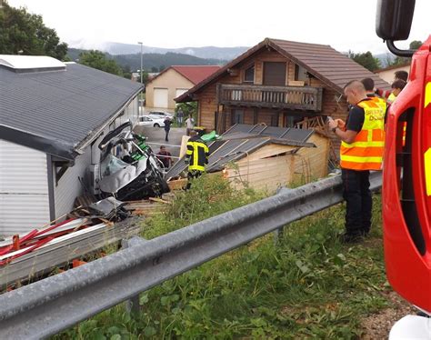 Faits Divers Photos Haut Doubs Un Automobiliste Miracul Apr S Une