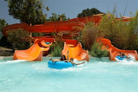 Six Flags Hurricane Harbor Rides & Attractions in Los Angeles, CA