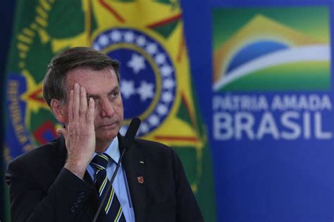 Bolsonaro Diz Que Fez Aproxima O Ao Citar Aux Lio Emergencial De Mil