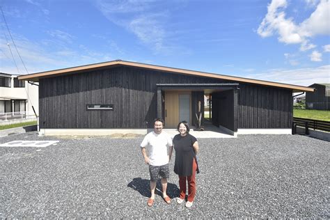 伝統工芸の焼杉の外観が際立つ平屋のお家 施工事例 四日市・松坂の注文住宅はエクセレントホーム