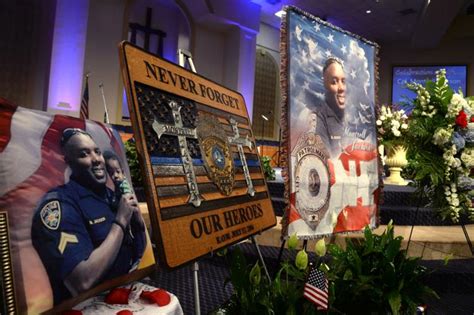 Photos Baton Rouge Community Pays Final Respects To Officer Montrell