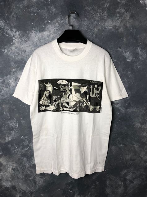 Vtg 00s Pablo Picasso “guernica” Tshirt 00s Picasso Tshirt Vtg 90s Art