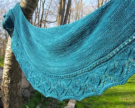 Celestial Shawl: A Unique Crescent Knitting Pattern