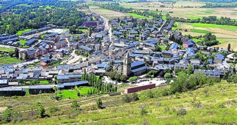 Els Mossos D Esquadra Detenen Un Home De Anys A Ll Via Cerdanya