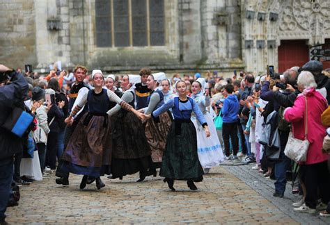 Ans Du Festival De Cornouaille Les Actions De La Ville Et De L