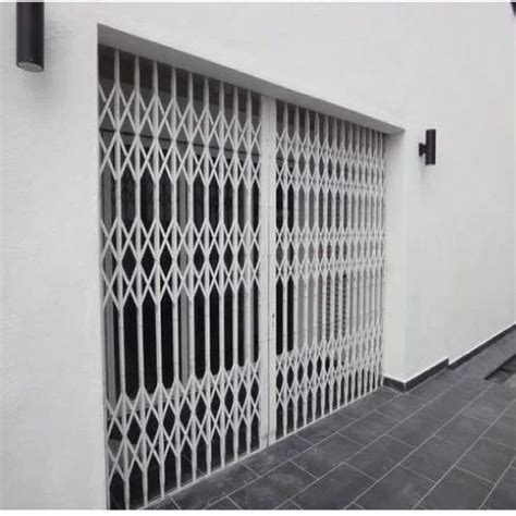 Rectangular MS Collapsible Channel Gate For Construction At 410 Sq