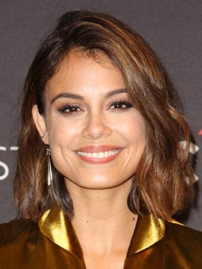 How to watch and stream Nathalie Kelley movies and TV shows