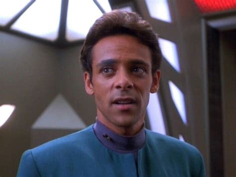 Alexander Siddig as Dr. Julian Bashir in Star Trek Deep Space Nine | Star trek ds9, Star trek ...