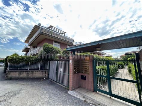 Vendita Appartamento Roma Trilocale In Via Magliano De Marsi