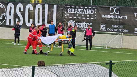 Atletico Ascoli Avezzano Due Calciatori All Ospedale Gli