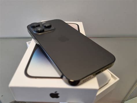 APPLE IPHONE 14 PRO 128 GB BLACK 10 Od 10 STANJE S OPREMOM