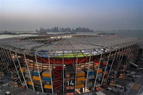 The Qatar World Cup 2022 stadium built from reused shipping containers ...