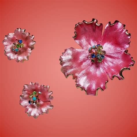 Vintage Pink Enamel Rhinestone Flower Brooch Earrings Set