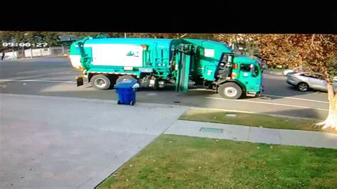 Garbage Truck Fail Youtube