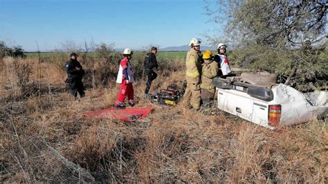 Conductor Pierde La Vida Tras Chocar Contra Ganado Y Volcar En El