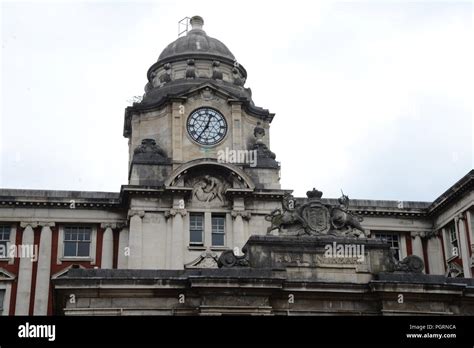 Manchester Royal Infirmary Stock Photo - Alamy