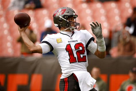 Best Prop Bets For Saints Vs Buccaneers Monday Night Football Week