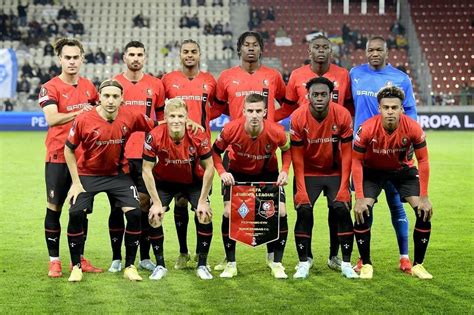 Dynamo Kiev Stade Rennais Les Maillots Des Rouge Et Noir Mis Aux