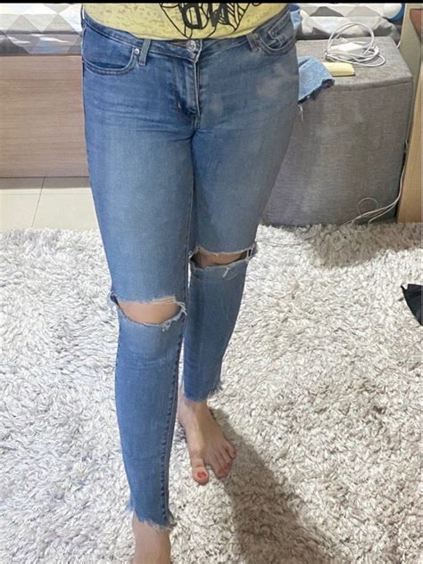 Levis Skinny Jeans Fesyen Wanita Pakaian Wanita Bawahan Di Carousell