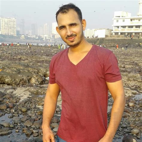 Sahil India Gay Travel Buddy