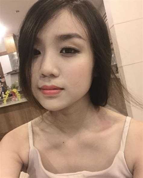 3 cô bạn gái xinh như hot girl của nam ca sĩ Việt
