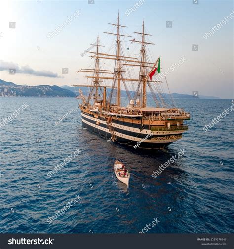 Amerigo Vespucci: Over 1,048 Royalty-Free Licensable Stock Photos