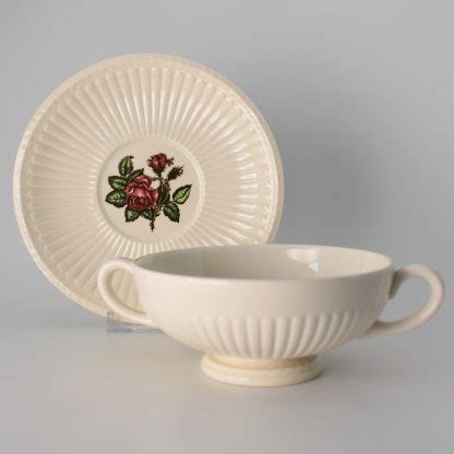 Soepkom Met Schotel 16 5 Cm Wedgwood Moss Rose Regina Servies