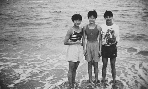 Ngắm vẻ thư sinh đẹp trai của cựu hot boy làng thể thao Trung Quốc