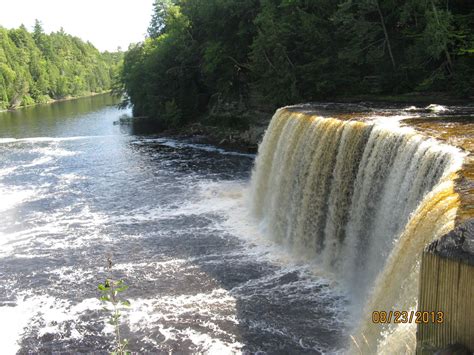 Tahquamenon Falls, Upper Peninsula | Tahquamenon falls, Upper peninsula ...