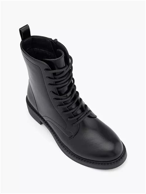 Graceland Boot Lacet En Noir Dosenbach