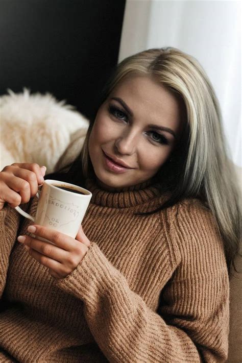 Beautiful Anna Y O From Dnepr With Blonde Hair Id Ladadate