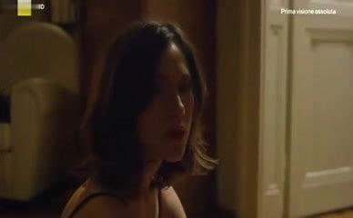 Gabriella Pession Bikini Scene In Wilfred Aznude