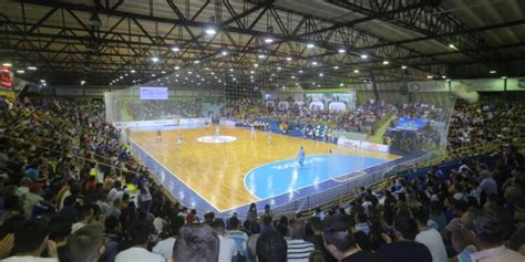 É hoje Foz Cataratas enfrenta o Jaraguá pela Liga Nacional de Futsal