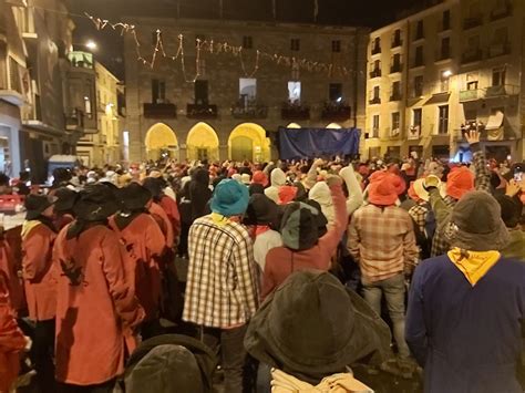 Troba t a les imatges del correfoc de Manresa Regió7