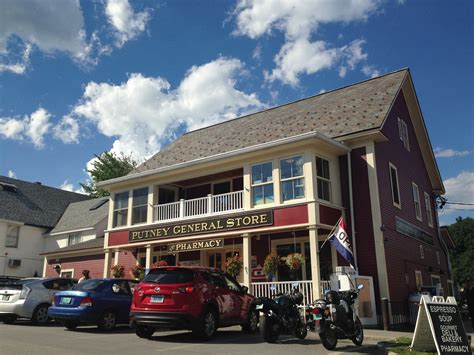 12 Vermont General Stores Worth Visiting