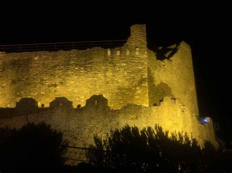 Aperture Straordinarie Visite Alla Rocca Il Natale Arriva Nei Musei