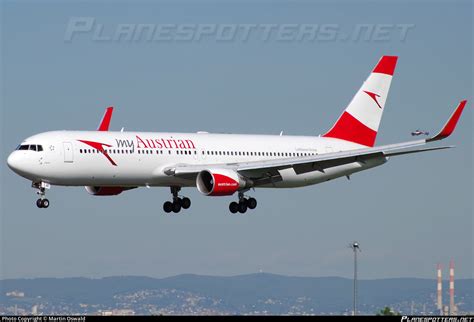 OE LAY Austrian Airlines Boeing 767 3Z9ER WL Photo By Martin Oswald