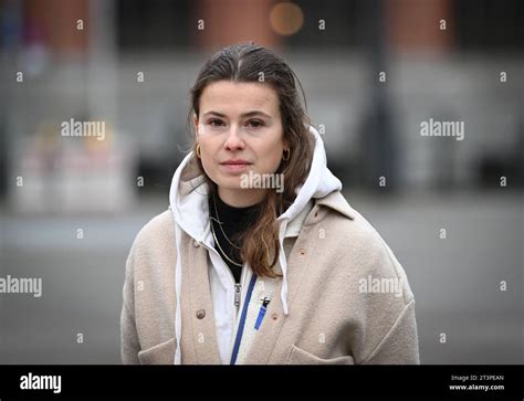 Berlin, Germany. 26th Oct, 2023. Lisa Neubauer, taken in the rain ...