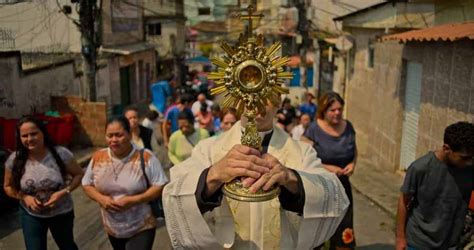 Reliquias católicas historias sobre la fe en Netflix Buena Voz Católica