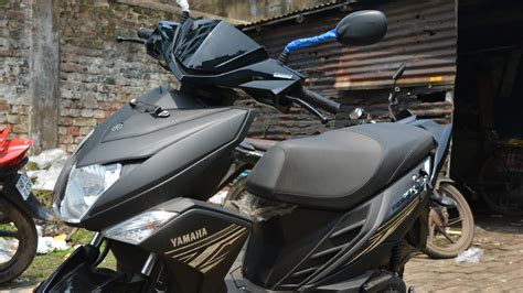 Yamaha Ray Zr Special Darknight Colour All Pros And Cons Price