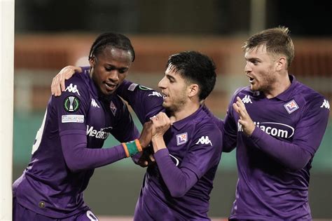 La Fiorentina Torna A Sorridere In Conference Con Il Brivido Nel Finale